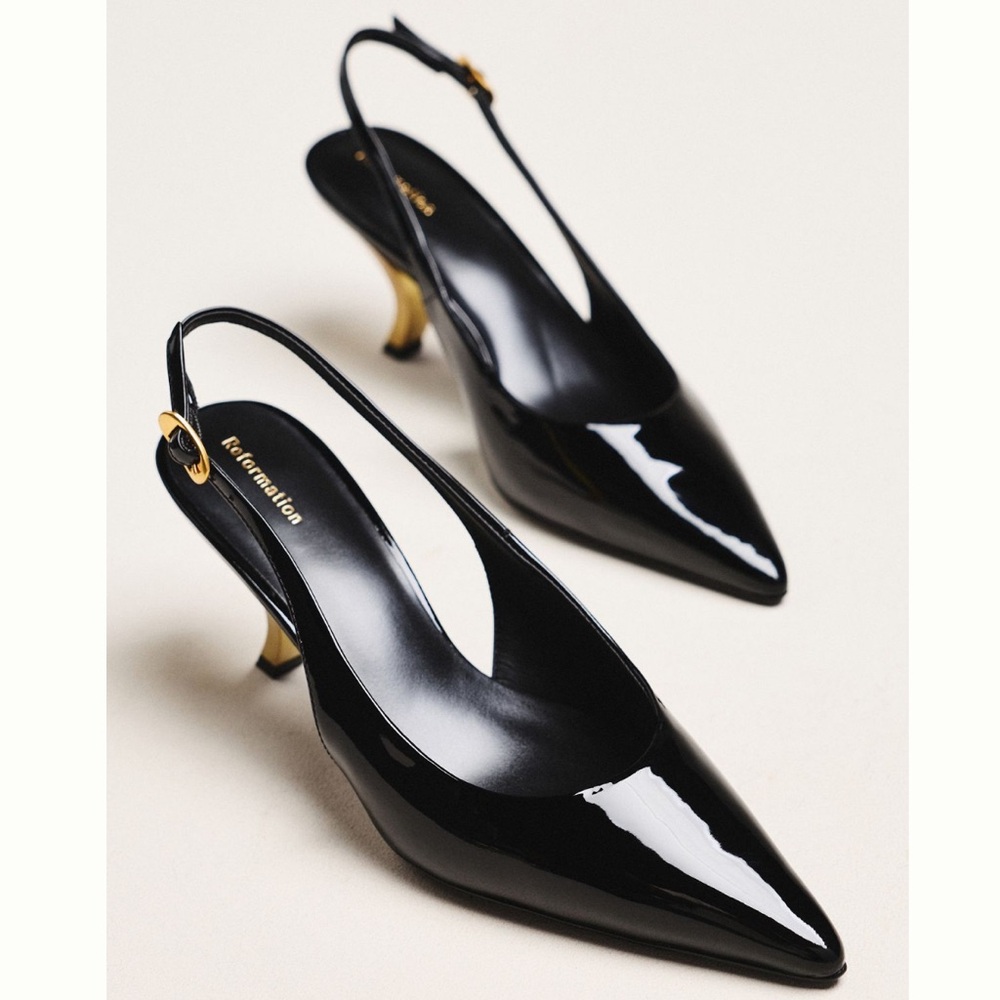 New without box - Reformation Cassie Black Slingback Heels